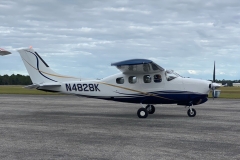 Cessna-210